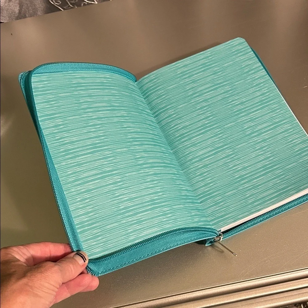 Blue Inspirational Zippered Christian Journal